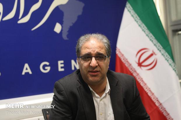 خبرنگاران کتاب توانسته اند نقش خط شکن را در این حوزه ایفا کنند خبرنگاران کتاب توانسته اند نقش خط شکن را در این حوزه ایفا کنند