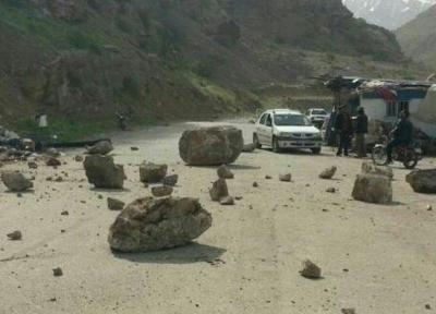 تمام راه های روستایی استان باز است، وقوع 6 ریزش کوه بر اثر زلزله