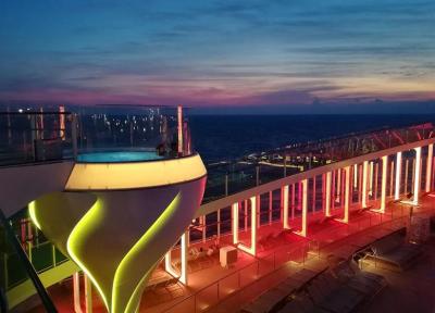 با مجللترین کشتی کروز جهان آماده به آب انداختن