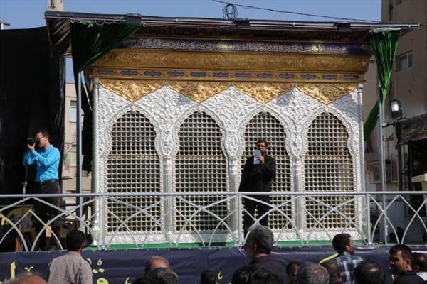 دو ضریح خمیه گاه امام حسین (ع) و حضرت قاسم (ع) رونمایی می شوند دو ضریح خمیه گاه امام حسین (ع) و حضرت قاسم (ع) رونمایی می شوند
