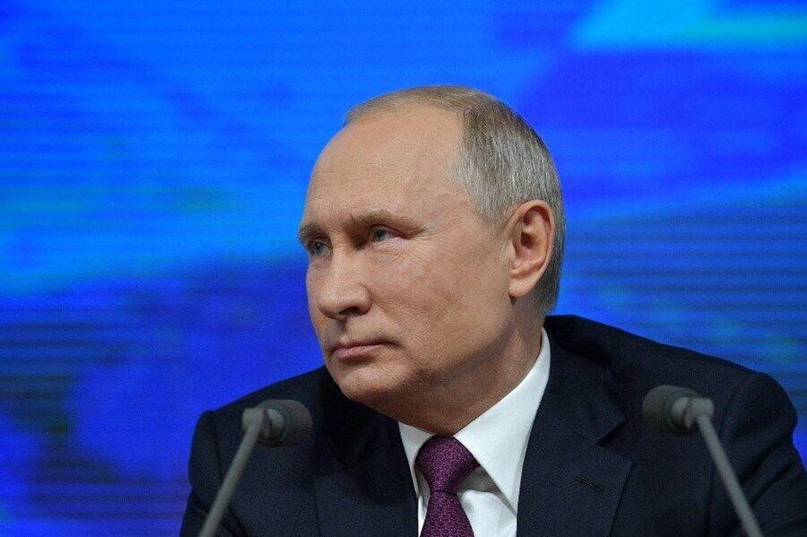 پوتین خواستار خروج همه نیروهای خارجی از سوریه شد پوتین خواهان خروج همه نیروهای خارجی از سوریه شد