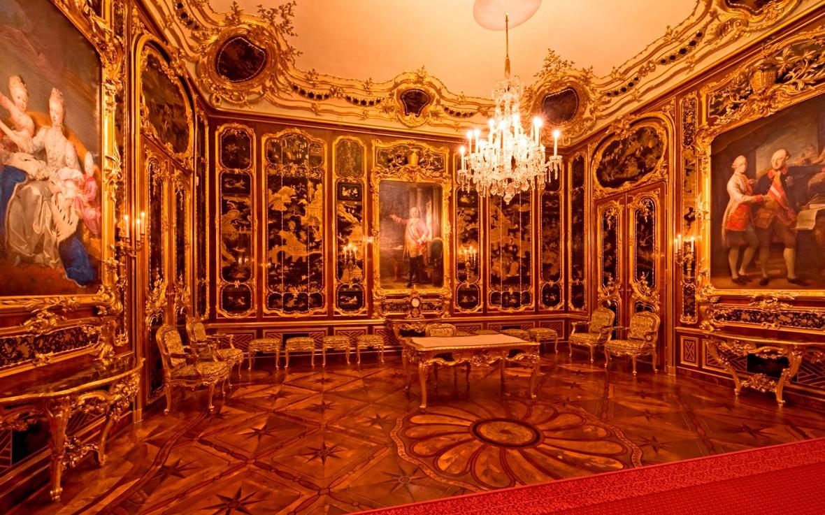 کاخ شون برون وین (اتریش)