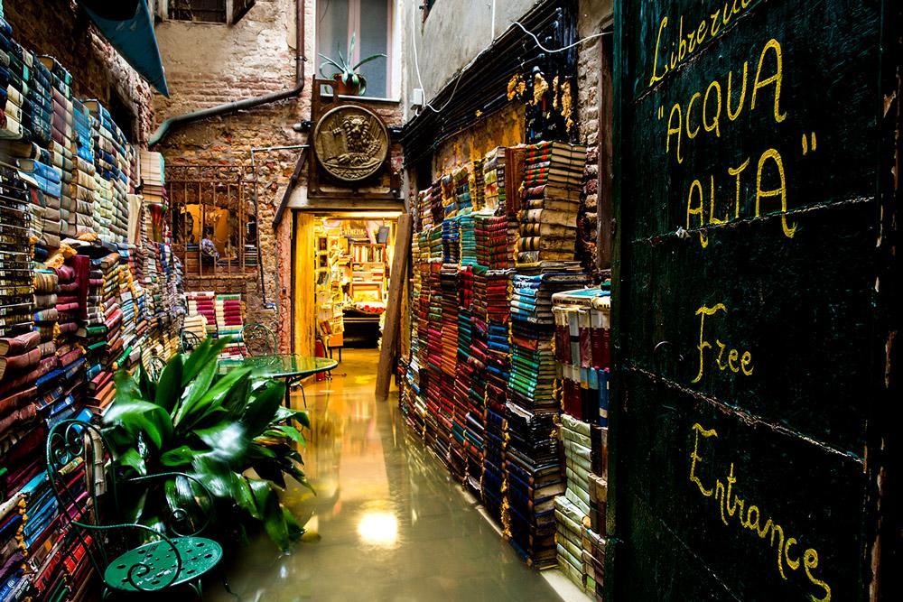 راهنمای جامع ونیز: بازدید از جاذبه های گردشگری ونیز در تور ایتالیا