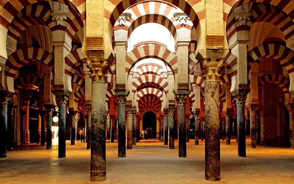 ده مقصد برتر تور اسپانیا
