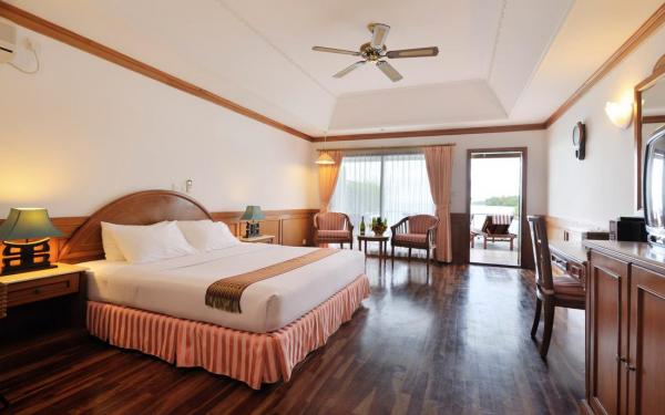 هتل Sun Island Resort & Spa در مالدیو