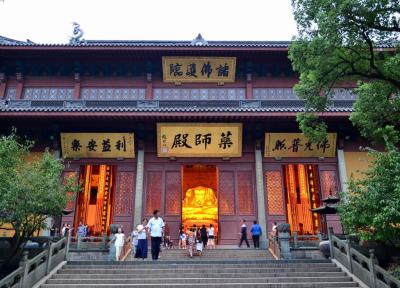 معبد لینگ یین هانگزو (چین)