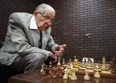 مسن ترین استاد بزرگ شطرنج 100 ساله شد