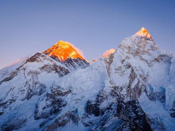 کوه اورست ، آیا بلندترین قله دنیا است؟