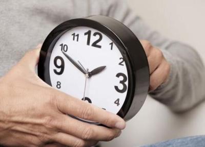 جلو کشیده شدن ساعت به صورت اتوماتیک در بعضی از سیستم های آنلاین ، چه زمانی مشکل حل می گردد؟