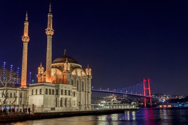 آشنایی با مسجد اورتاکوی استانبول Ortak&ampoumly Mosque