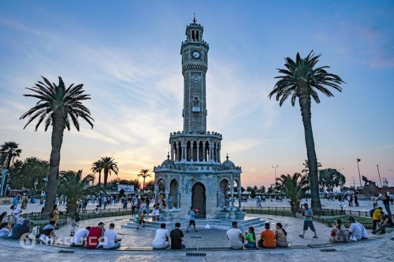 خرید ملک در ازمیر خرید ملک در ازمیر، راهنمای جامع سرمایه گذاری در شهری رویایی