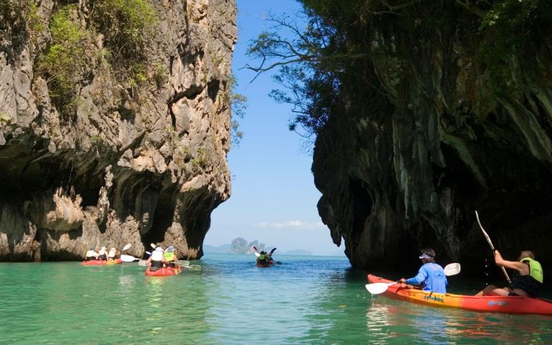 قایق سواری در خلیج Phang Nga پوکت